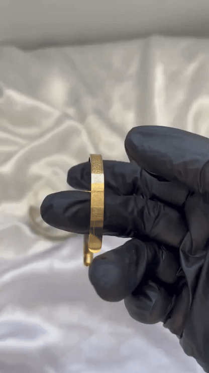 Elegant Ayat-ul-Kursi Islamic Jewelry Bangle